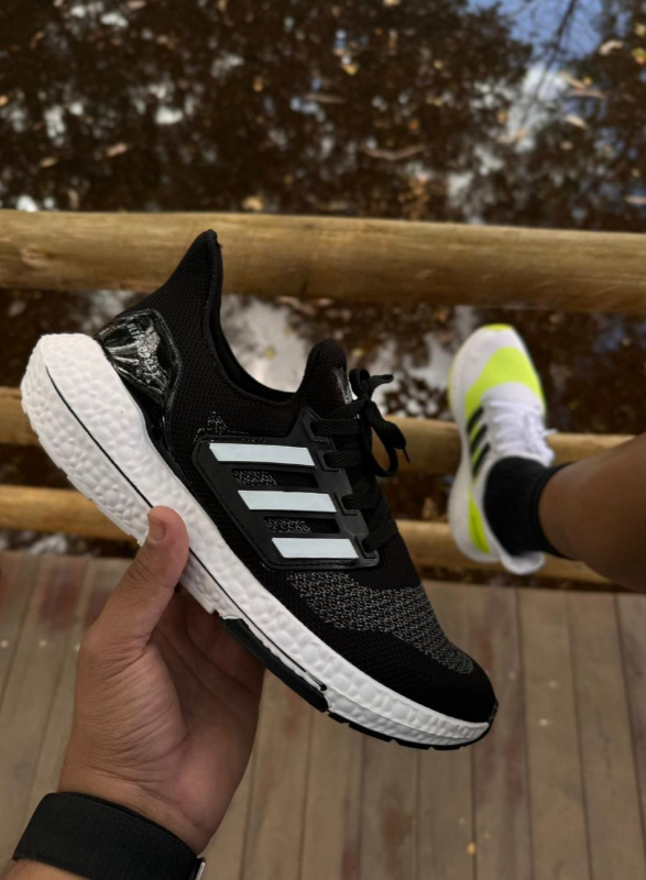 ULTRA BOOST - ORNAEL